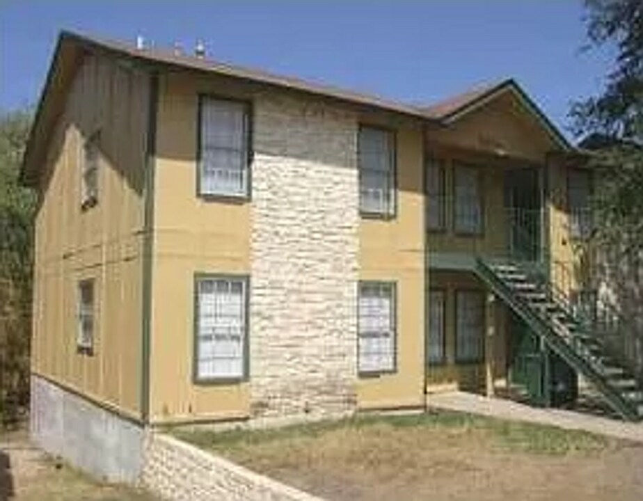 5004 Weidemar Ln in Austin, TX - Building Photo