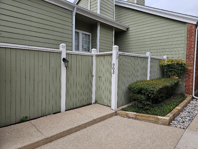 property at 6220 Bentwood Trail