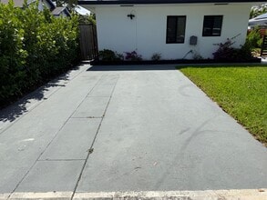 344 SE 4th Ave in Delray Beach, FL - Building Photo - Building Photo