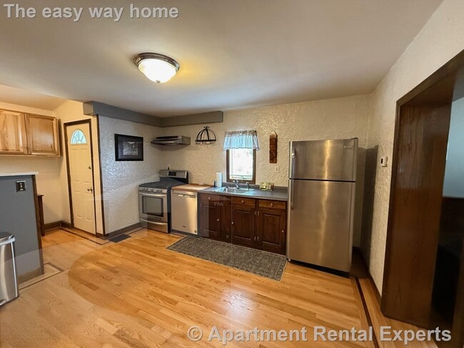 property at 19 Pitman St
