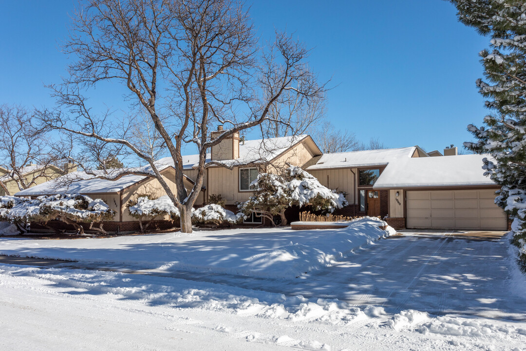 1060 Fairway Ct in Boulder, CO - Building Photo