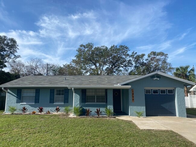 property at 1920 Travelers Palm Dr