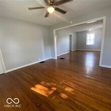 1039 N Lynhurst Dr in Indianapolis, IN - Building Photo - Building Photo