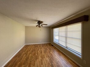 245 Del Rio Terrace in Ozark, AL - Building Photo - Building Photo