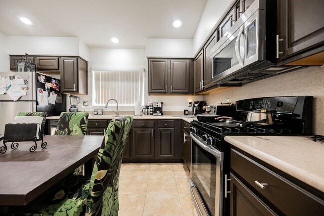 property at 5386 Blue Oat Ave
