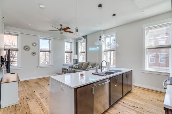 35 E 13th St in Cincinnati, OH - Building Photo - Building Photo