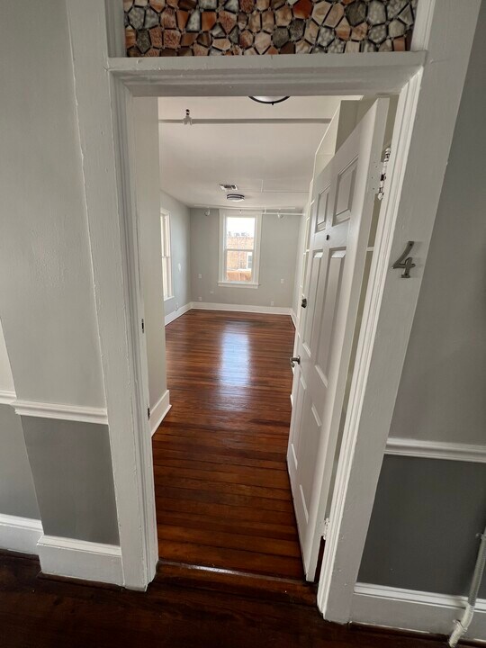 428 N Donnelly St, Unit 4 in Mount Dora, FL - Building Photo