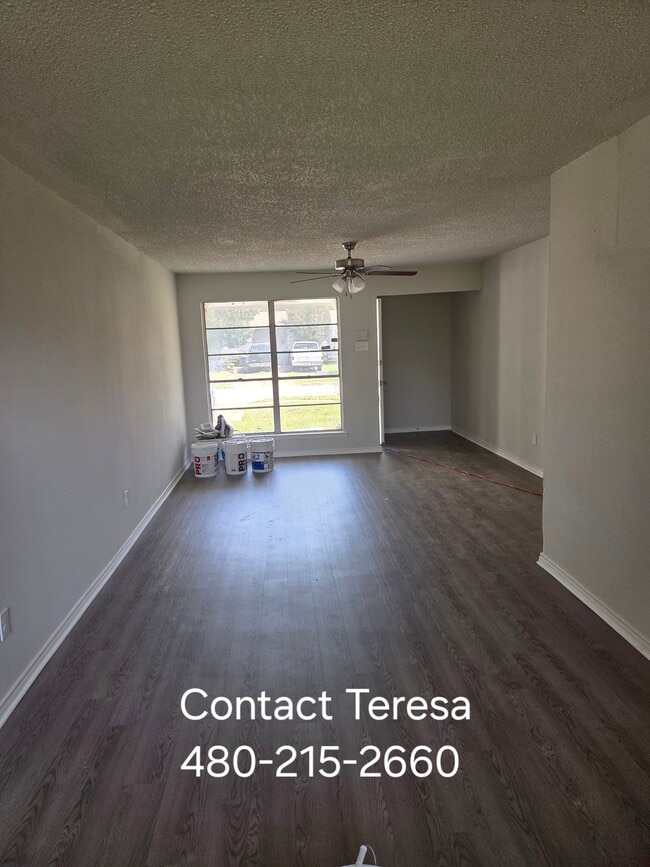property at 4325 Chestnut Dr