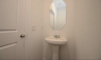 16412 Big Hickory Dr in Conroe, TX - Building Photo