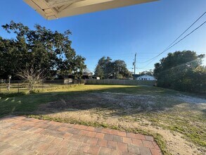 1114 10th St in Lake Charles, LA - Building Photo - Building Photo