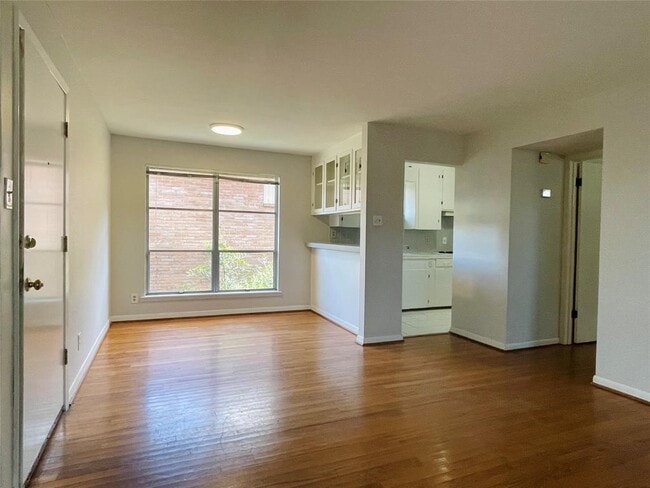 property at 3420 Mt Vernon St