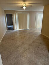 5830 Meadow Way in Beaumont, TX - Building Photo - Building Photo