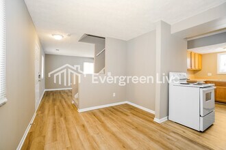 2892 Gentry Ln in Columbus, OH - Building Photo - Building Photo