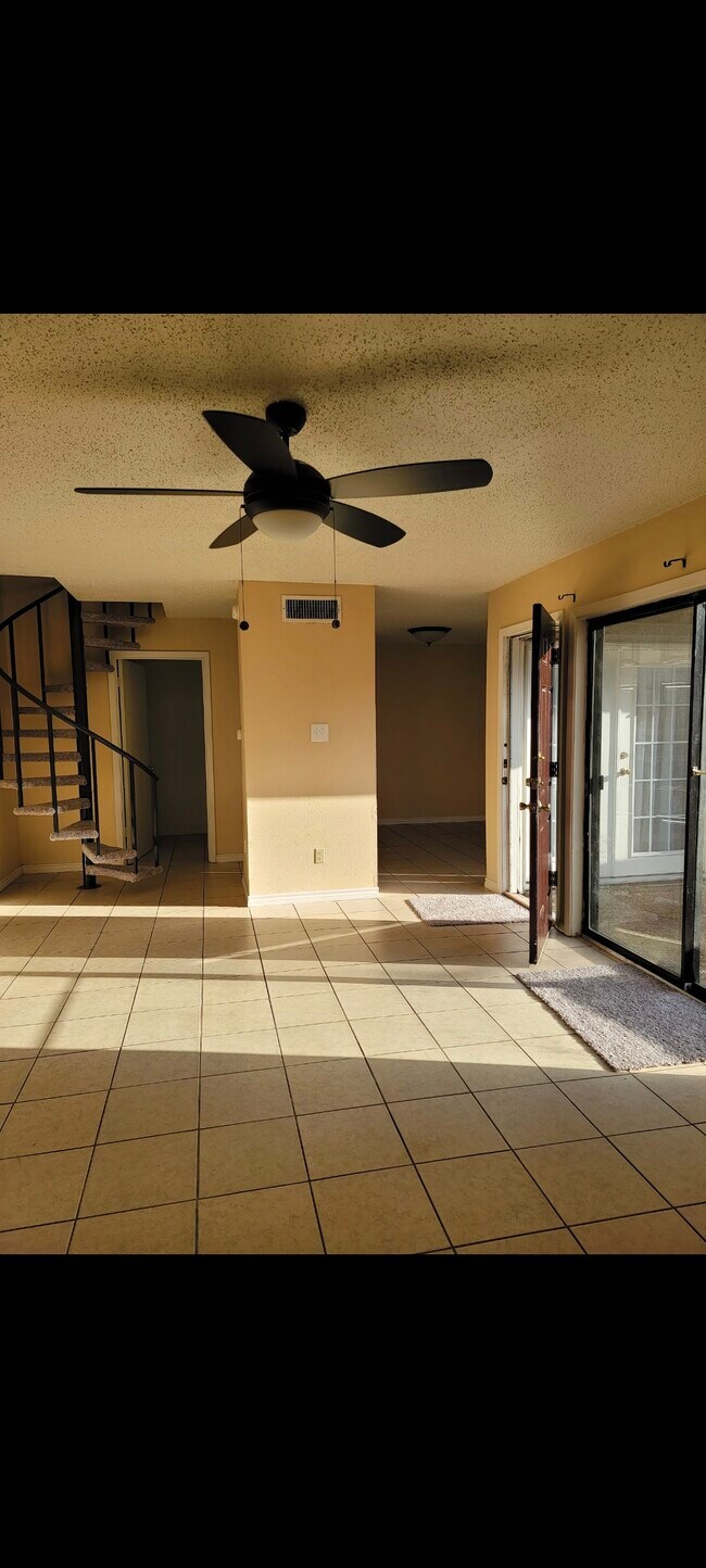 1212 N Major Dr Rentals in Beaumont, TX