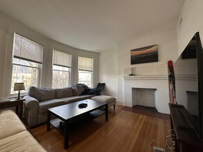 1516 Commonwealth Ave, Unit 1 in Boston, MA - Building Photo - Building Photo