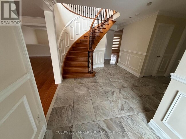 1622 Bristol Rd W in Mississauga, ON - Building Photo - Building Photo