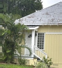 109 Hibiscus St in Tarpon Springs, FL - Building Photo - Building Photo