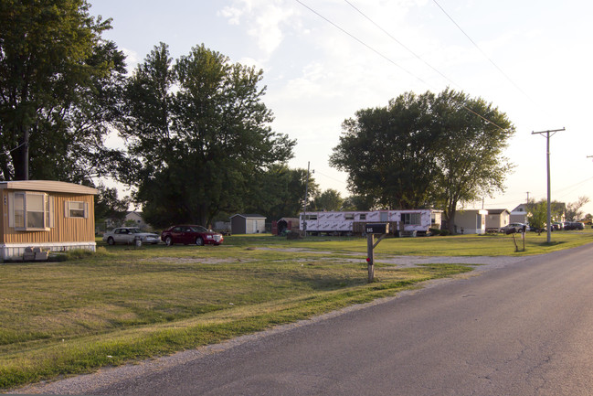 Old Mazon Mobile Home Park in Mazon, IL - Building Photo - Building Photo