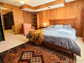 12645 NE Fremont St, Unit Pet friendly and spacious in Portland, OR - Building Photo