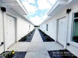 3309 Frio Ave in McAllen, TX - Building Photo