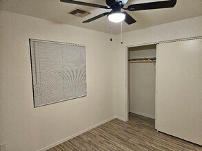 3440 Sunriver Rd in Bullhead City, AZ - Foto de edificio - Building Photo