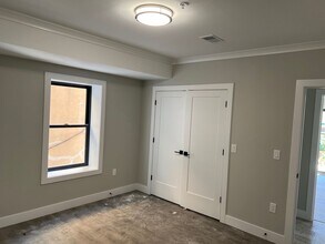 647 N 5th St in Newark, NJ - Building Photo - Building Photo