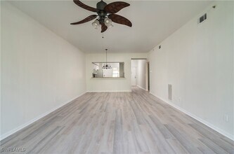 3245 Cypress Glen Way in Naples, FL - Building Photo - Building Photo