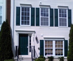 9825 Biggs Rd in Middle River, MD - Building Photo