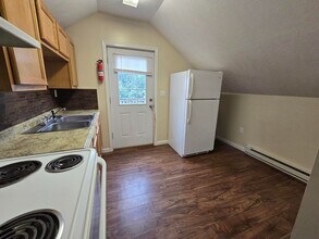 137 E Mechanic St in Frostburg, MD - Building Photo - Building Photo