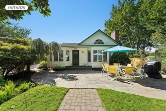 414 Main St in Westhampton Beach, NY - Building Photo - Building Photo