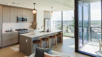 Linea in Charlotte, NC - Building Photo