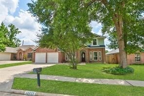 22223 Singleleaf Ln in Tomball, TX - Building Photo