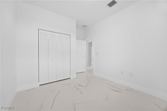 1136 Ichabod Ave in Lehigh Acres, FL - Building Photo - Building Photo