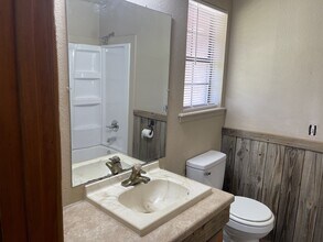 261 Airport Rd in Emory, TX - Building Photo - Building Photo
