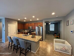 6844 S Benedetti Ct in Tucson, AZ - Foto de edificio - Building Photo