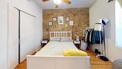 1309 W Addison St in Chicago, IL - Building Photo - Building Photo
