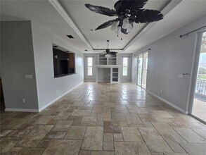 7423 Southwind Dr in Hudson, FL - Building Photo - Building Photo