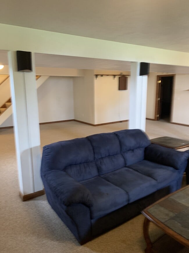 31433 Town Line Rd in Philadelphia, NY - Building Photo - Building Photo