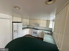 2 Titus Ave, Unit 1 in Lawrence Township, NJ - Building Photo - Building Photo