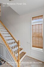 201 Monroe Point Dr in Colonial Beach, VA - Building Photo - Building Photo