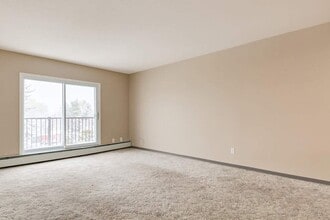 Samuel Grove in Medicine Hat, AB - Building Photo - Building Photo