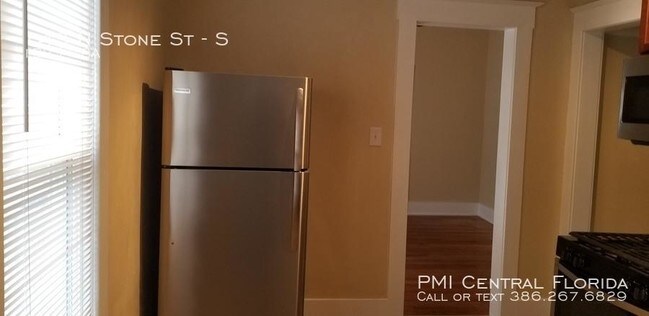 143 N Stone St in DeLand, FL - Building Photo - Building Photo