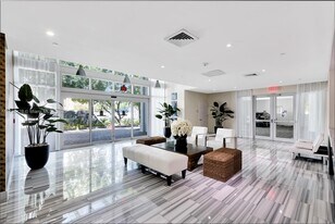 3030 NE 188th St in Aventura, FL - Building Photo