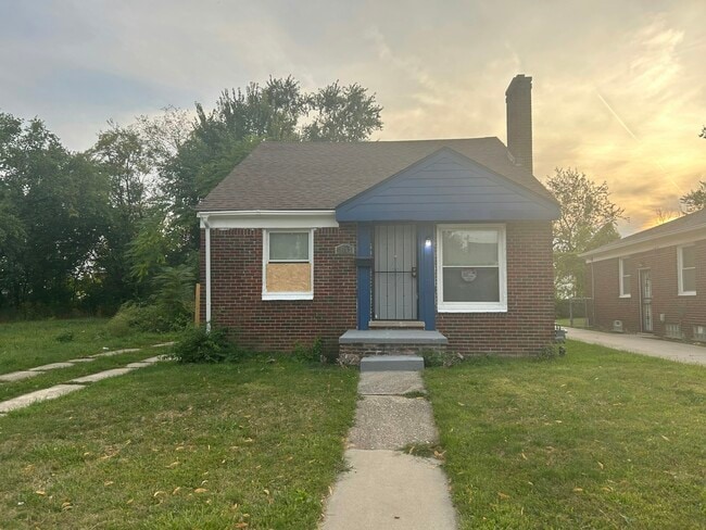 property at 3693 Somerset Ave