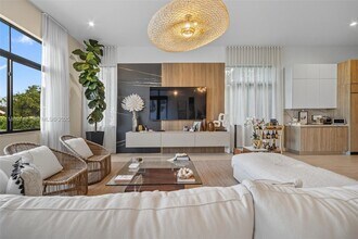 5000 SW 159th Ave in Southwest Ranches, FL - Building Photo - Building Photo