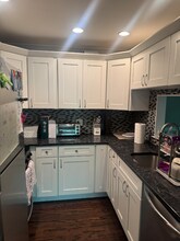 4412B Aberdeen Dr in Mount Laurel, NJ - Foto de edificio - Building Photo