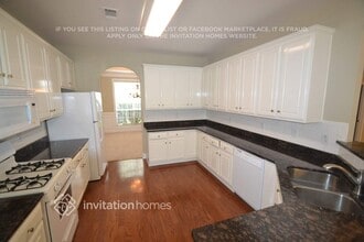 337 Grandiflora Dr in Mcdonough, GA - Building Photo - Building Photo