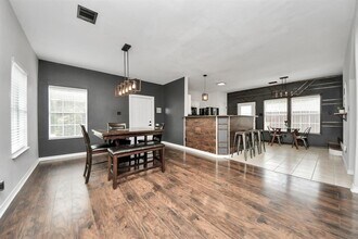 1603 Dove Run in Brookshire, TX - Building Photo - Building Photo