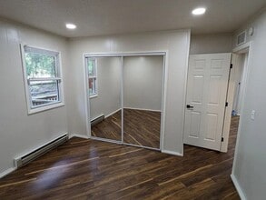 411 Lindsay Rd in Clemson, SC - Building Photo - Building Photo