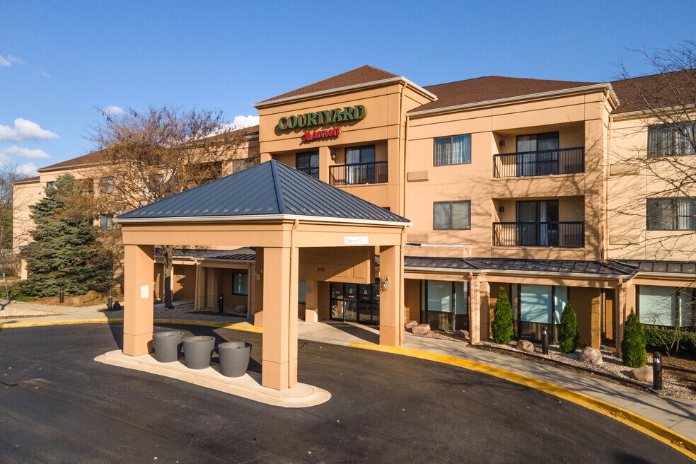 Spring Hill Senior Residences Apartments West Dundee, IL Apartments